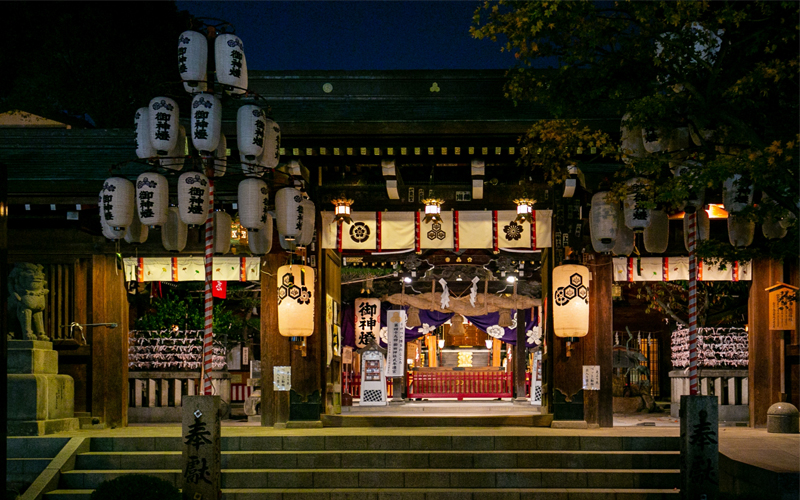 夜の櫛田神社