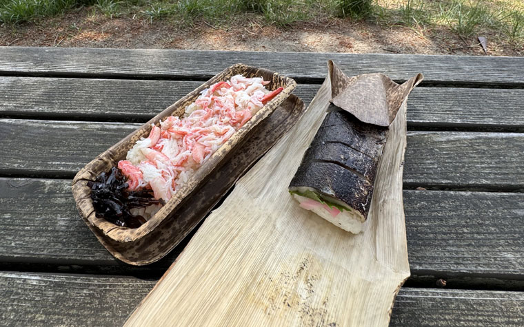 カニ飯と焼サバ鮨